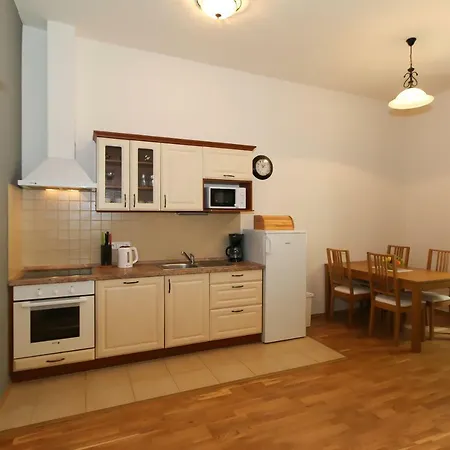 Vinohrady Na Kozacce 公寓